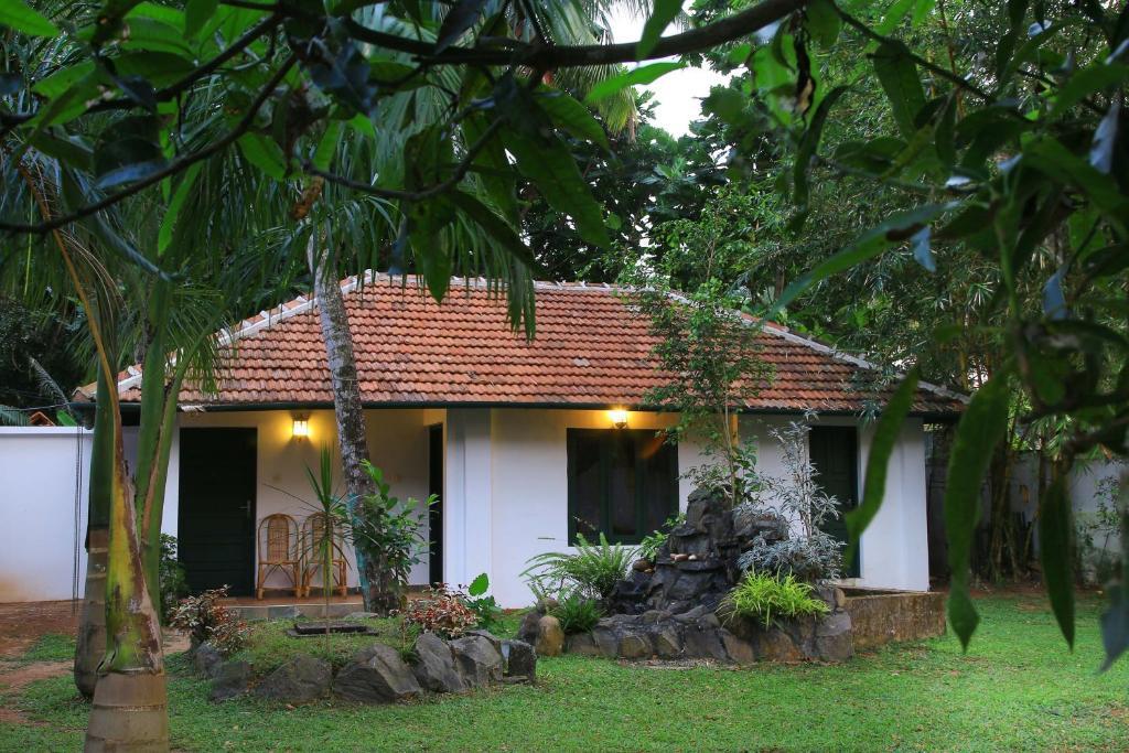 Bed and Breakfast Elphinstone Residencia Kochi Exterior foto