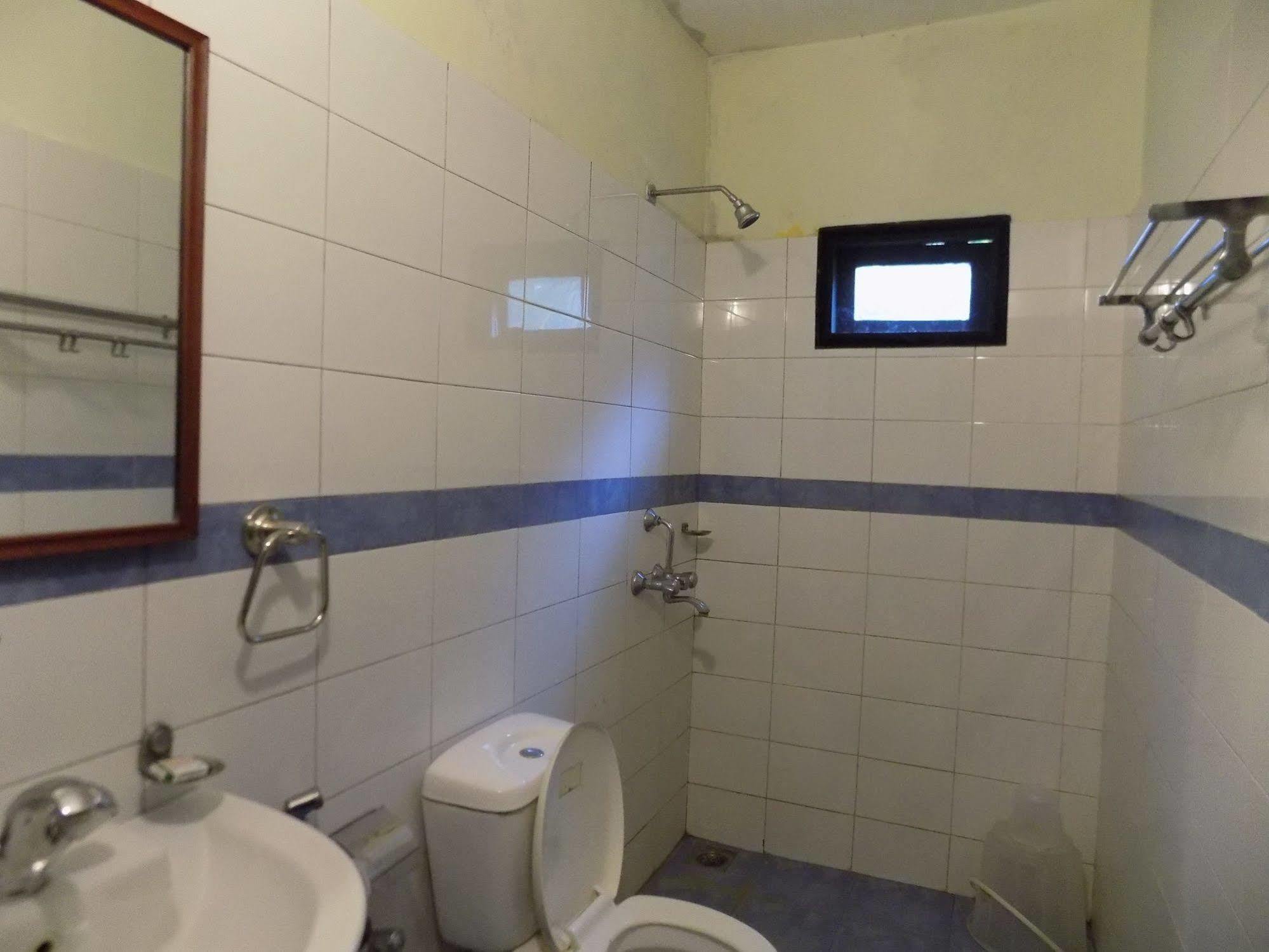 Bed and Breakfast Elphinstone Residencia Kochi Exterior foto